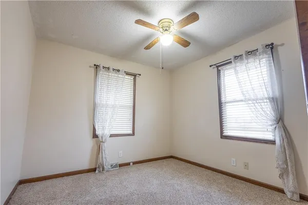 $274,900 | 4514 Alpha Lane, St. Joseph, MO 64506