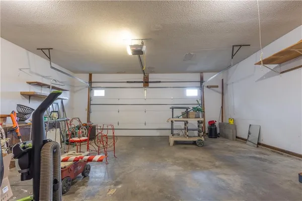 $274,900 | 4514 Alpha Lane, St. Joseph, MO 64506