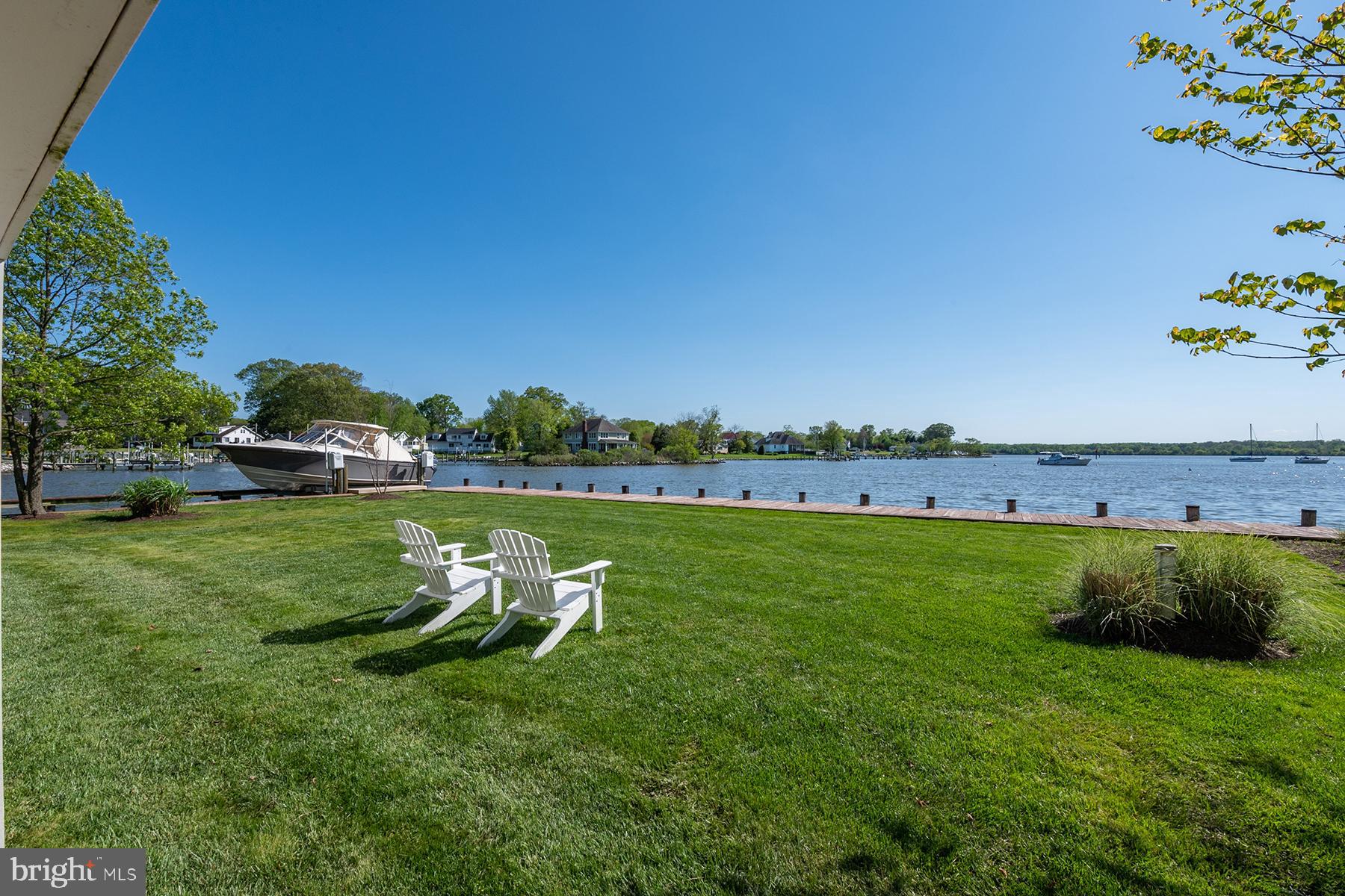 1215 Rogers Road Edgewater, MD 21037 - Photo 45 of 51 Relax with a cold drink on a hot day