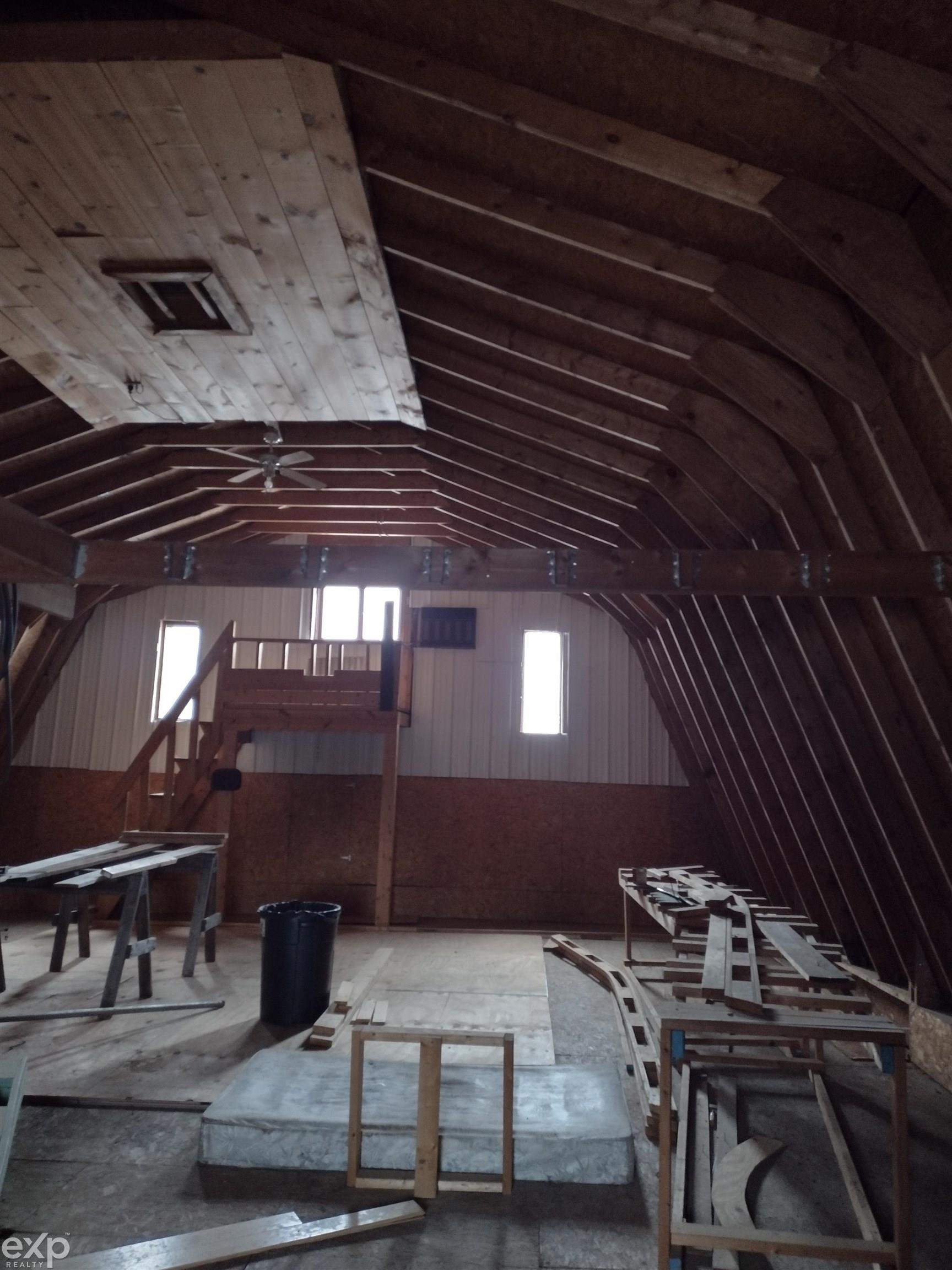 907 South Marshall Road Beulah, MI 49617 - Photo 5 of 29 Gallery Image 5
