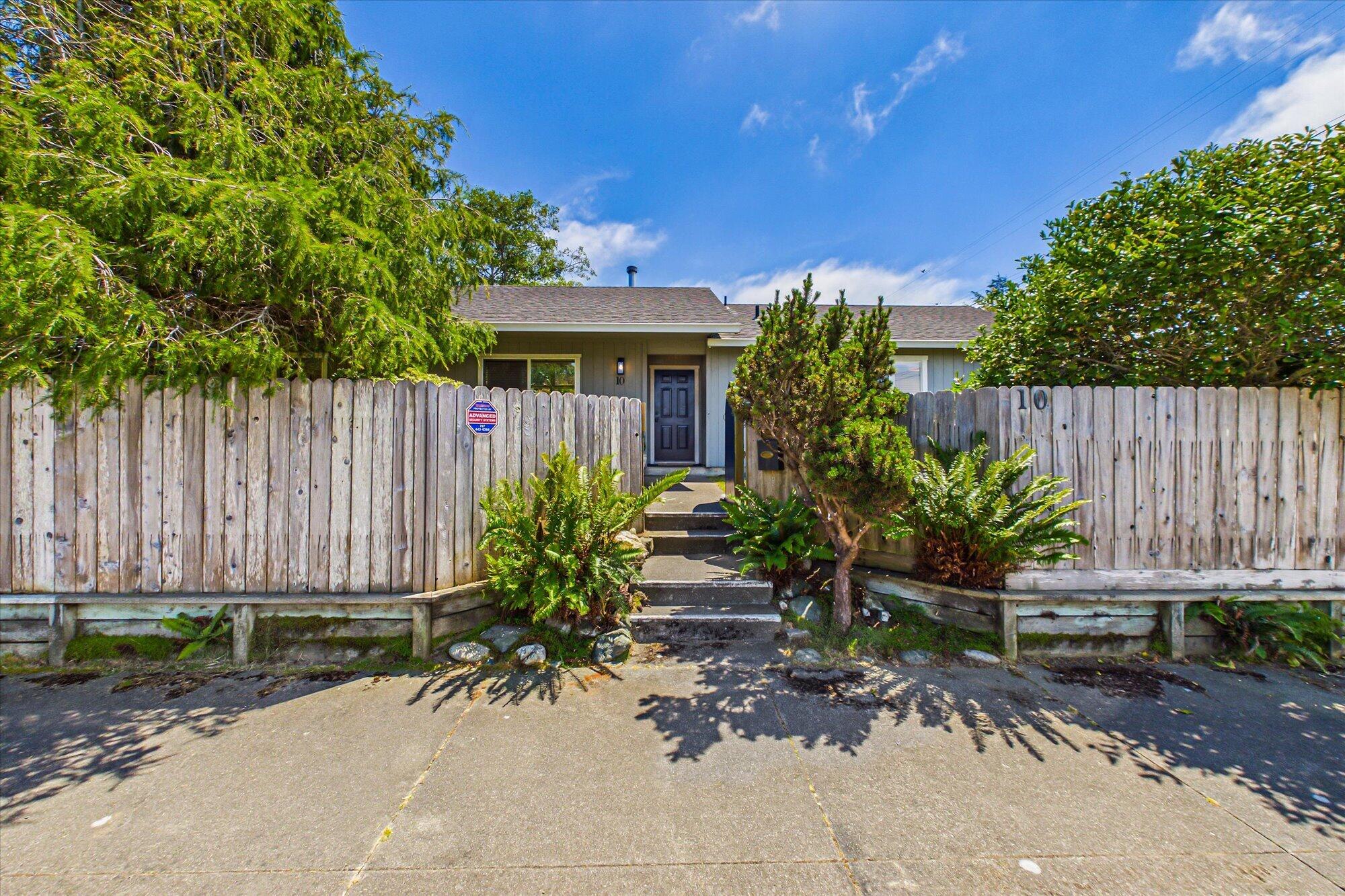 10 Long Street Eureka, CA 95501 - Photo 3 of 38
