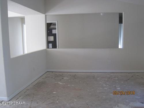 39 Ryecliffe Drive Palm Coast, FL 32164 - Photo 8 of 8 LivRm7