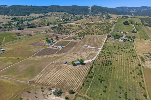 $885,000 | 5720 Vista Serrano Way, Paso Robles, CA 93446