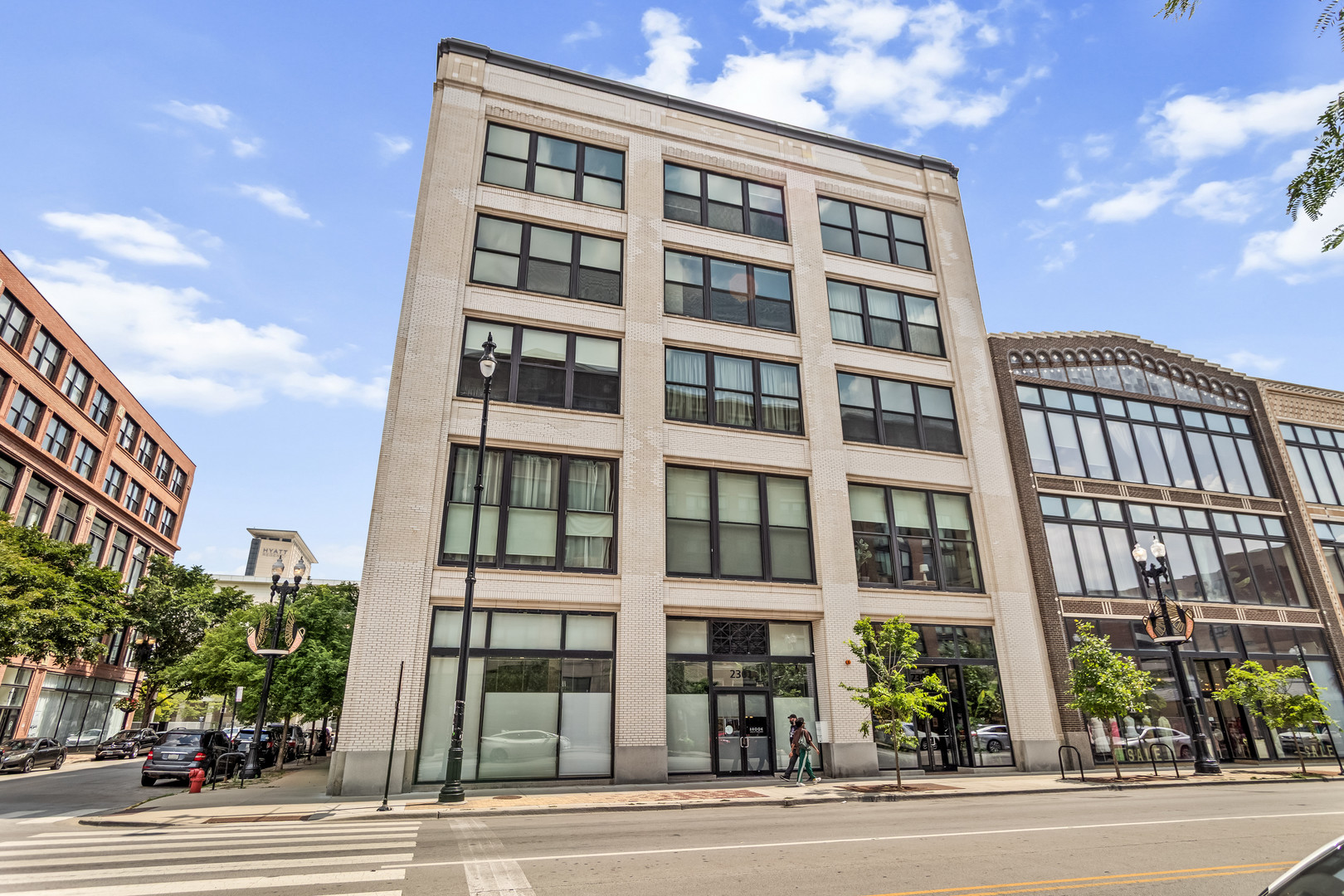 2303 South Michigan Avenue, Unit 208 Chicago, IL 60616 - Photo 2 of 21 a view of a building and a street