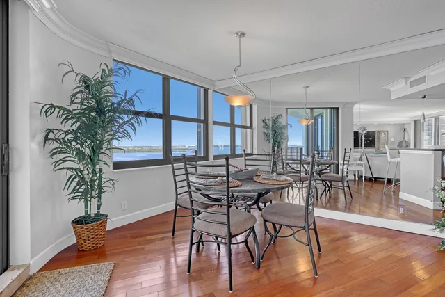 $620,000 | 5420 North Ocean Drive, Unit 1106, Singer Island, FL 33404