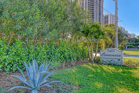 $620,000 | 5420 North Ocean Drive, Unit 1106, Singer Island, FL 33404