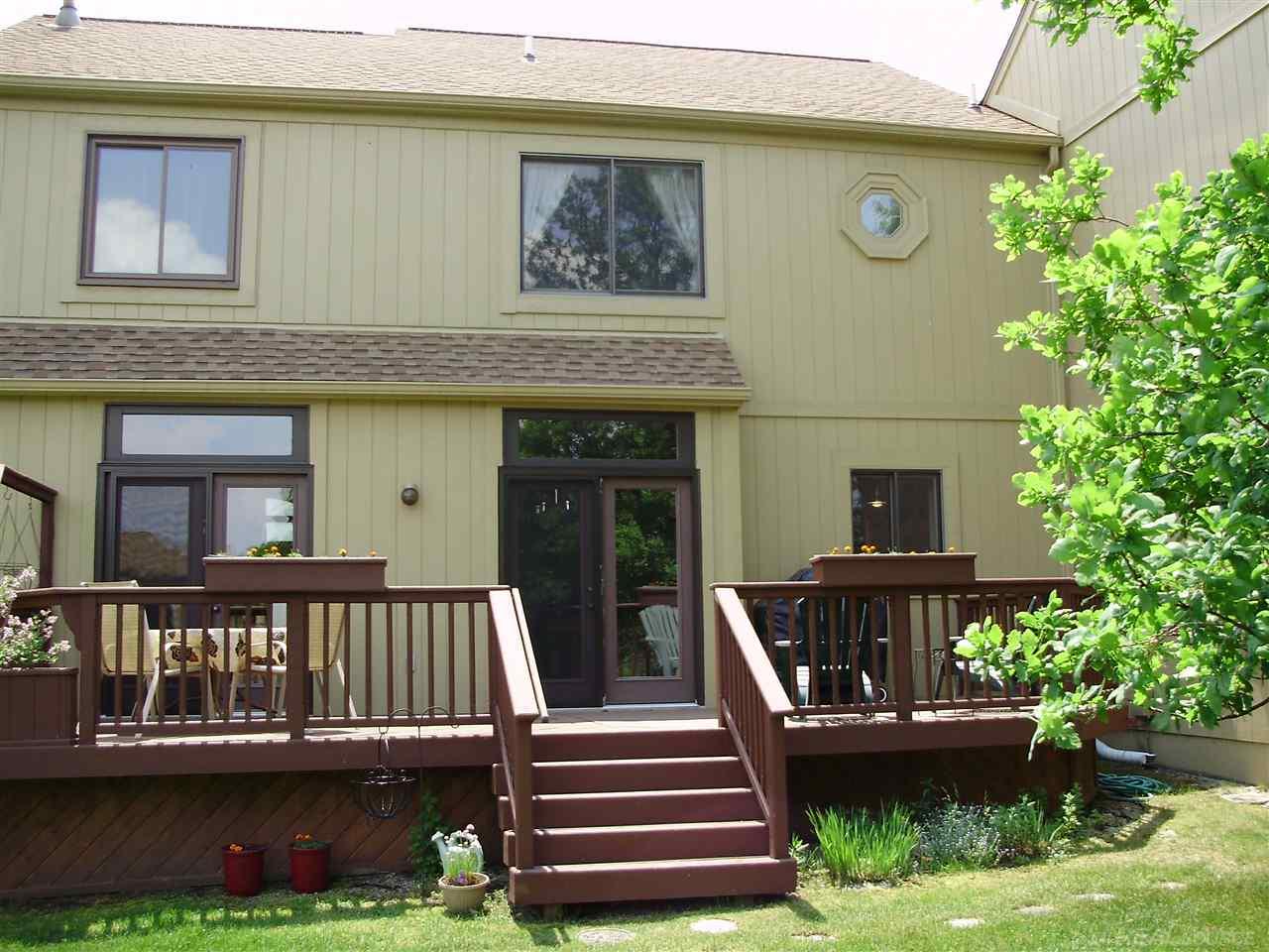 2267 Crystal Drive Rochester, MI 48309 - Photo 30 of 33 31292366-29.JPG