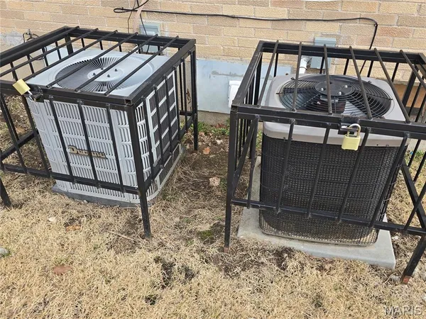 $375,000 | 1 Bruce Drive, Florissant, MO 63031