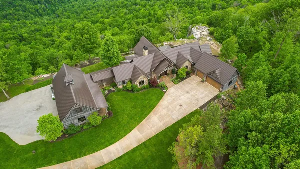 $2,750,000 | 6835 Jasper Highlands Boulevard, Jasper, TN 37347