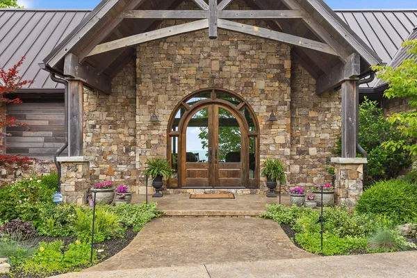 $2,750,000 | 6835 Jasper Highlands Boulevard, Jasper, TN 37347