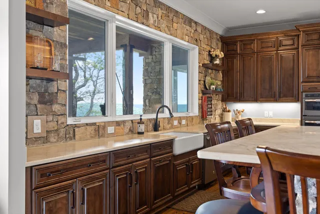 $2,750,000 | 6835 Jasper Highlands Boulevard, Jasper, TN 37347