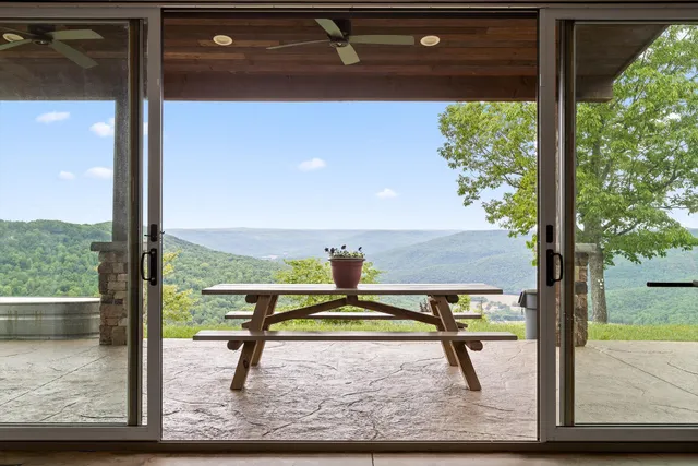 $2,750,000 | 6835 Jasper Highlands Boulevard, Jasper, TN 37347