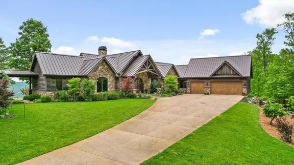 $2,750,000 | 6835 Jasper Highlands Boulevard, Jasper, TN 37347