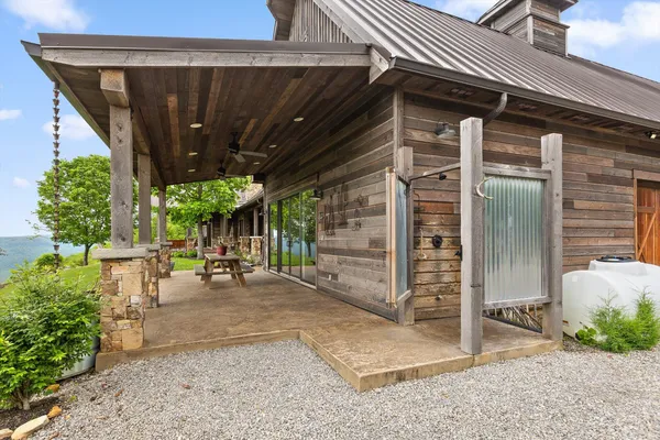 $2,750,000 | 6835 Jasper Highlands Boulevard, Jasper, TN 37347
