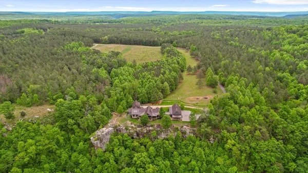 $2,750,000 | 6835 Jasper Highlands Boulevard, Jasper, TN 37347