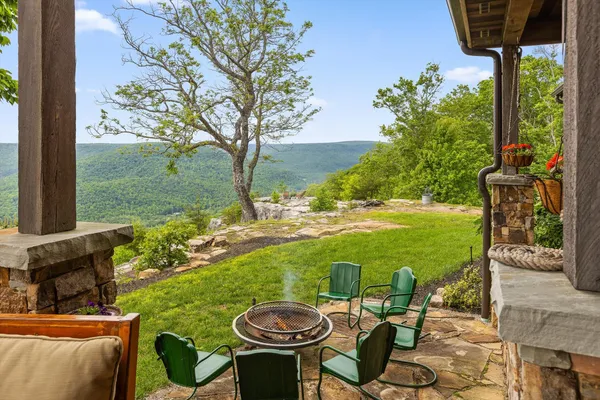 $2,750,000 | 6835 Jasper Highlands Boulevard, Jasper, TN 37347