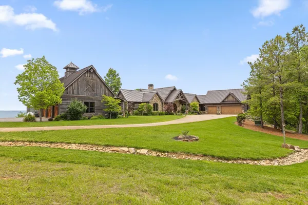 $2,750,000 | 6835 Jasper Highlands Boulevard, Jasper, TN 37347