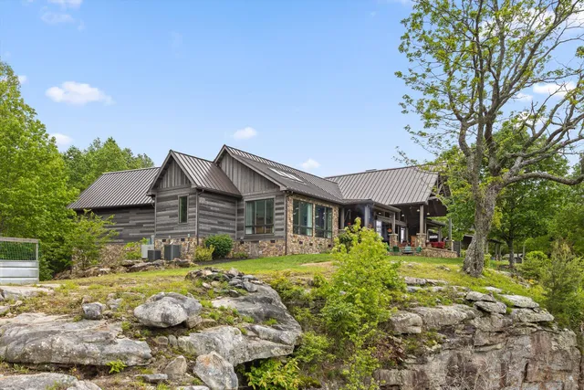 $2,750,000 | 6835 Jasper Highlands Boulevard, Jasper, TN 37347