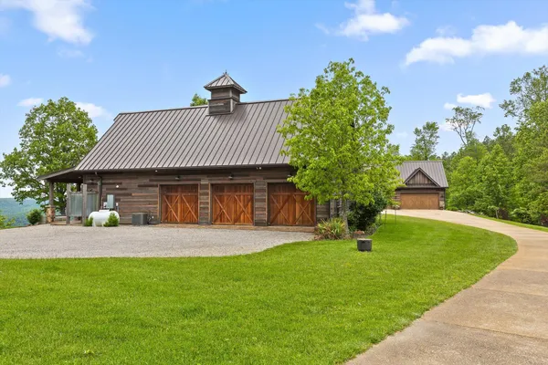 $2,750,000 | 6835 Jasper Highlands Boulevard, Jasper, TN 37347