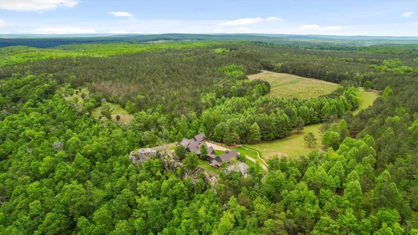 $2,750,000 | 6835 Jasper Highlands Boulevard, Jasper, TN 37347