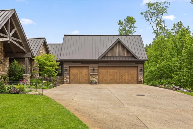 $2,750,000 | 6835 Jasper Highlands Boulevard, Jasper, TN 37347