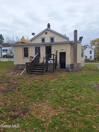 $82,500 | 20 Adams Street, Whitehall, NY 12887