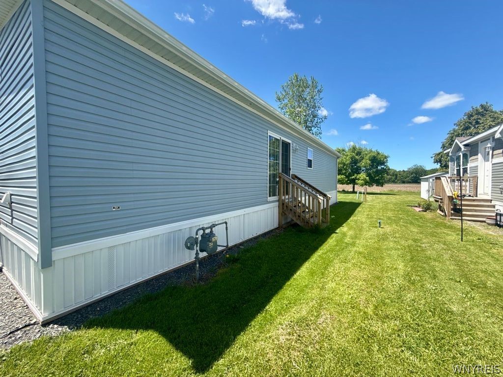 3926 Lockport Olcott Road, Unit 139 Lockport, NY 14094 - Photo 4 of 25