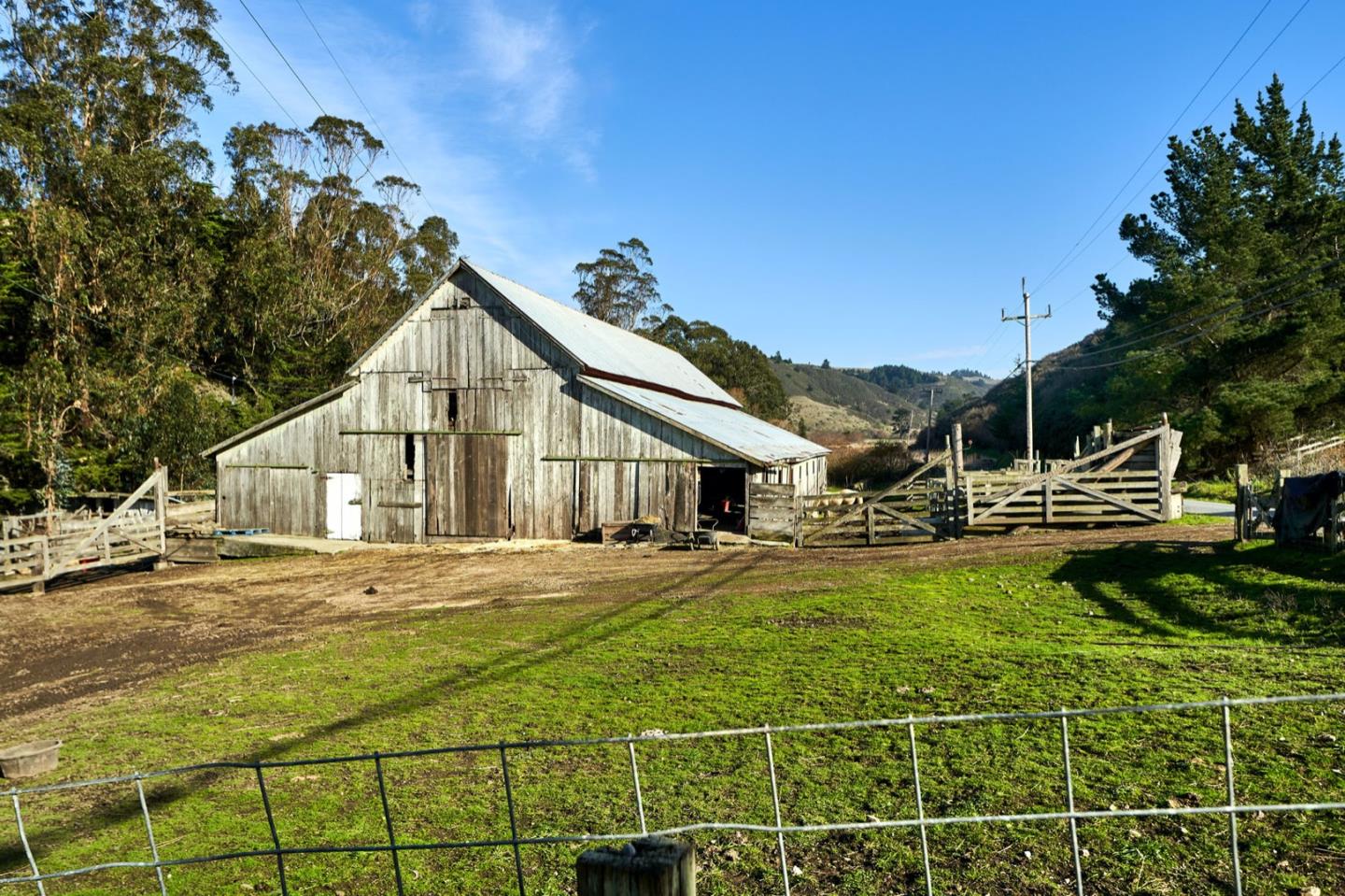 3225 Pomponio Creek Road San Gregorio, CA 94074 - Photo 8 of 50 a front view of a house with a garden