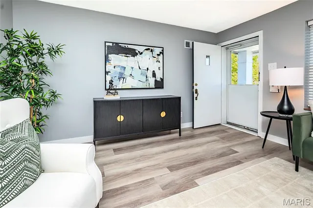 $349,900 | 5614 Bancroft Avenue, St. Louis, MO 63109