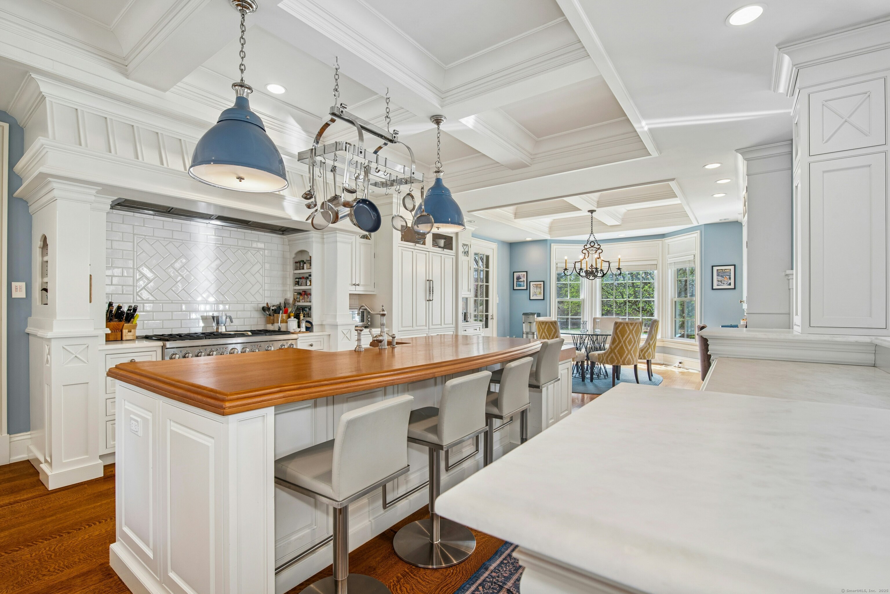 584 West Road New Canaan, CT 06840 - Photo 9 of 33