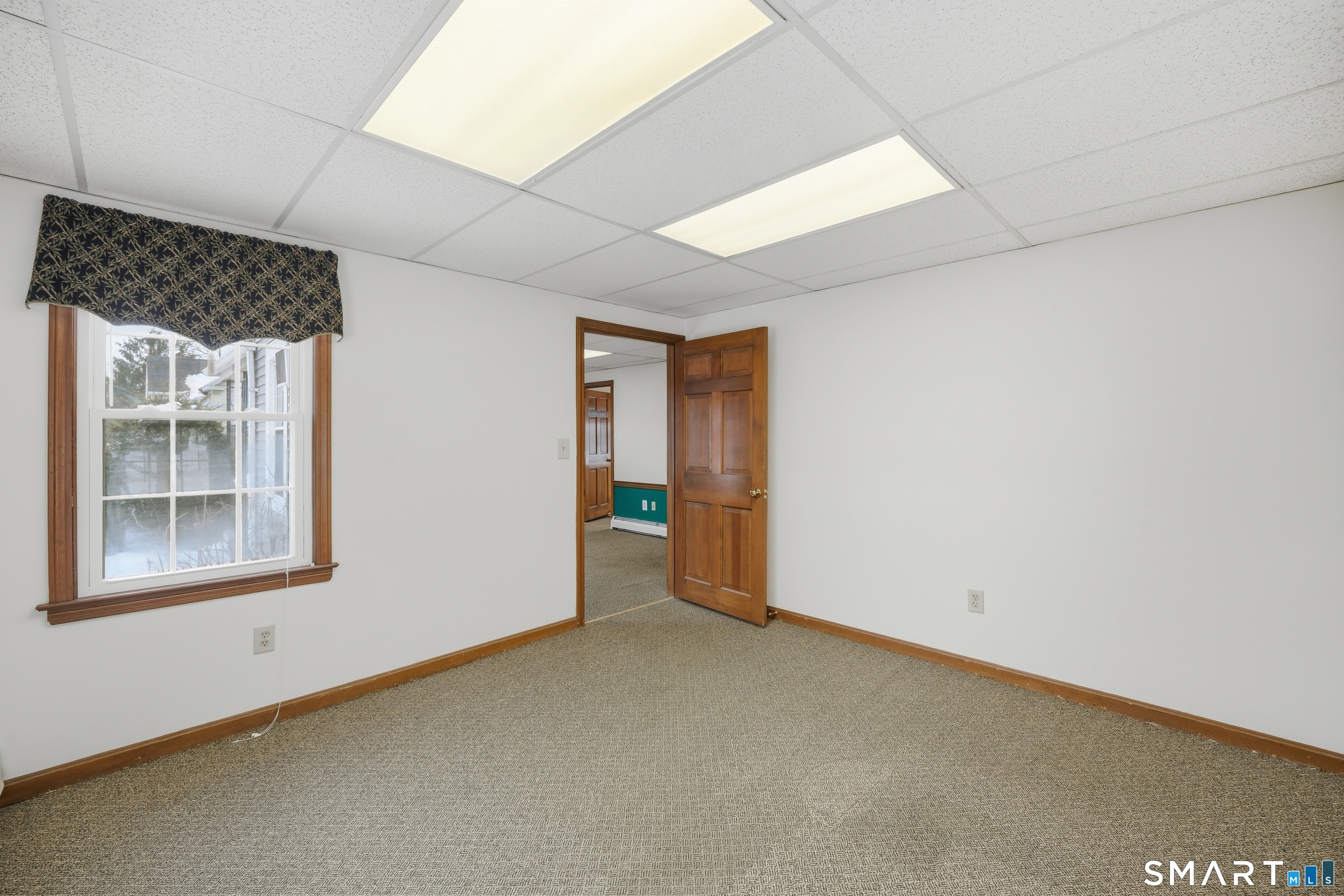 66 Maple Avenue Windsor, CT 06095 - Photo 35 of 38 an empty room with a window