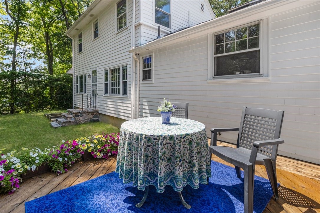 15 Williams Road Smithfield, RI 02917 - Photo 31 of 38