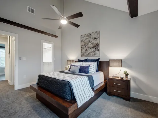 $1,500 | 202 South College Street, Unit 13, Georgetown, TX 78626