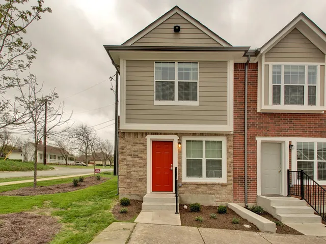 $1,500 | 202 South College Street, Unit 13, Georgetown, TX 78626