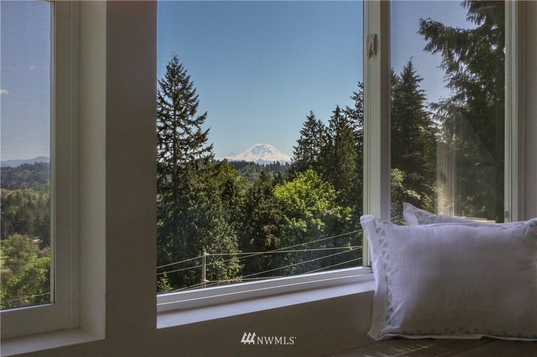 11105 Renton Issaquah Road Southeast Issaquah, WA 98027 - Photo 23 of 25
