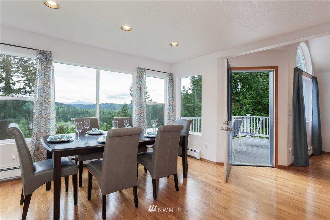 11105 Renton Issaquah Road Southeast Issaquah, WA 98027 - Photo 6 of 25