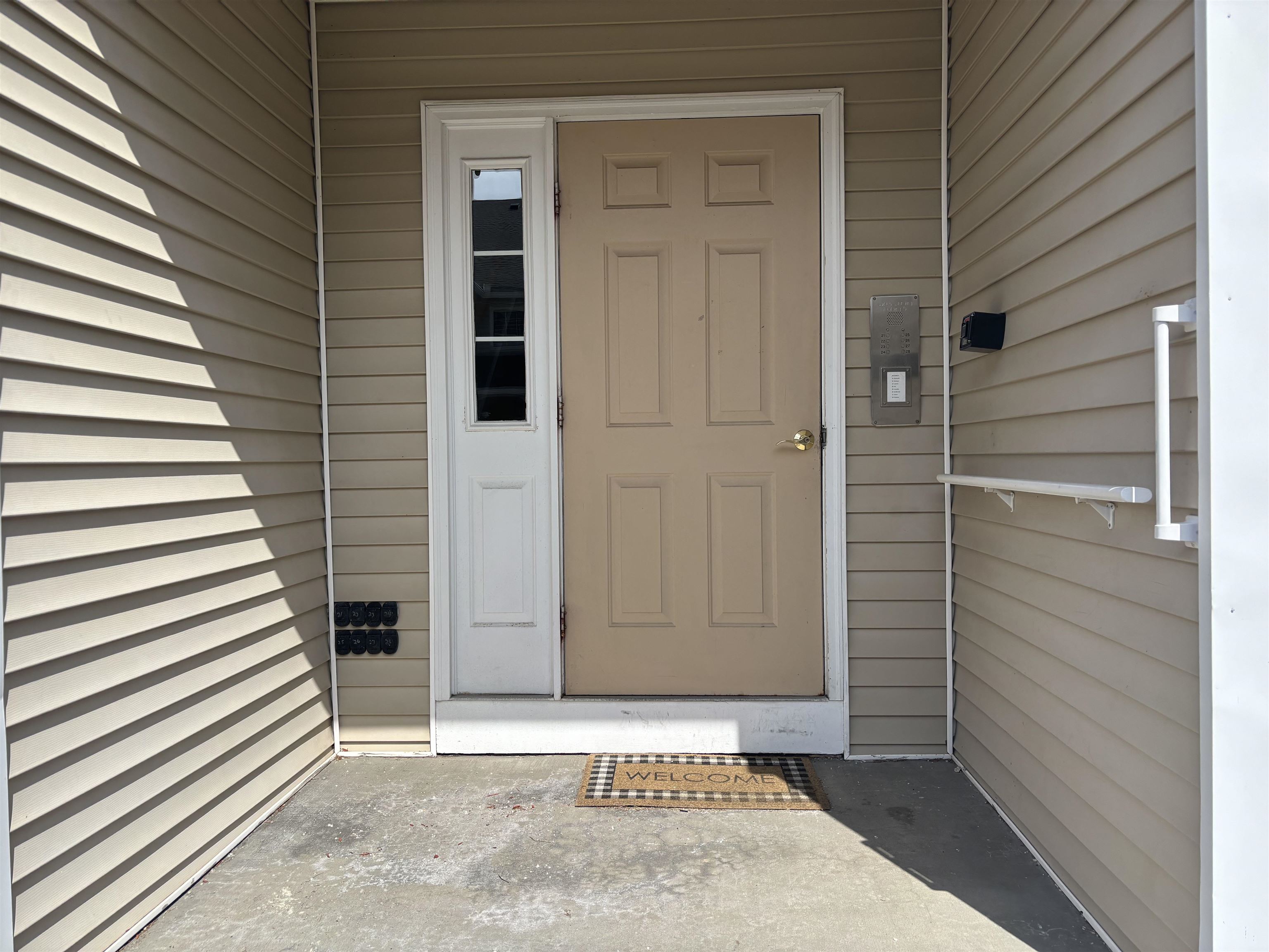 491 Mammoth Road, Unit 25 Londonderry, NH 03053 - Photo 3 of 39