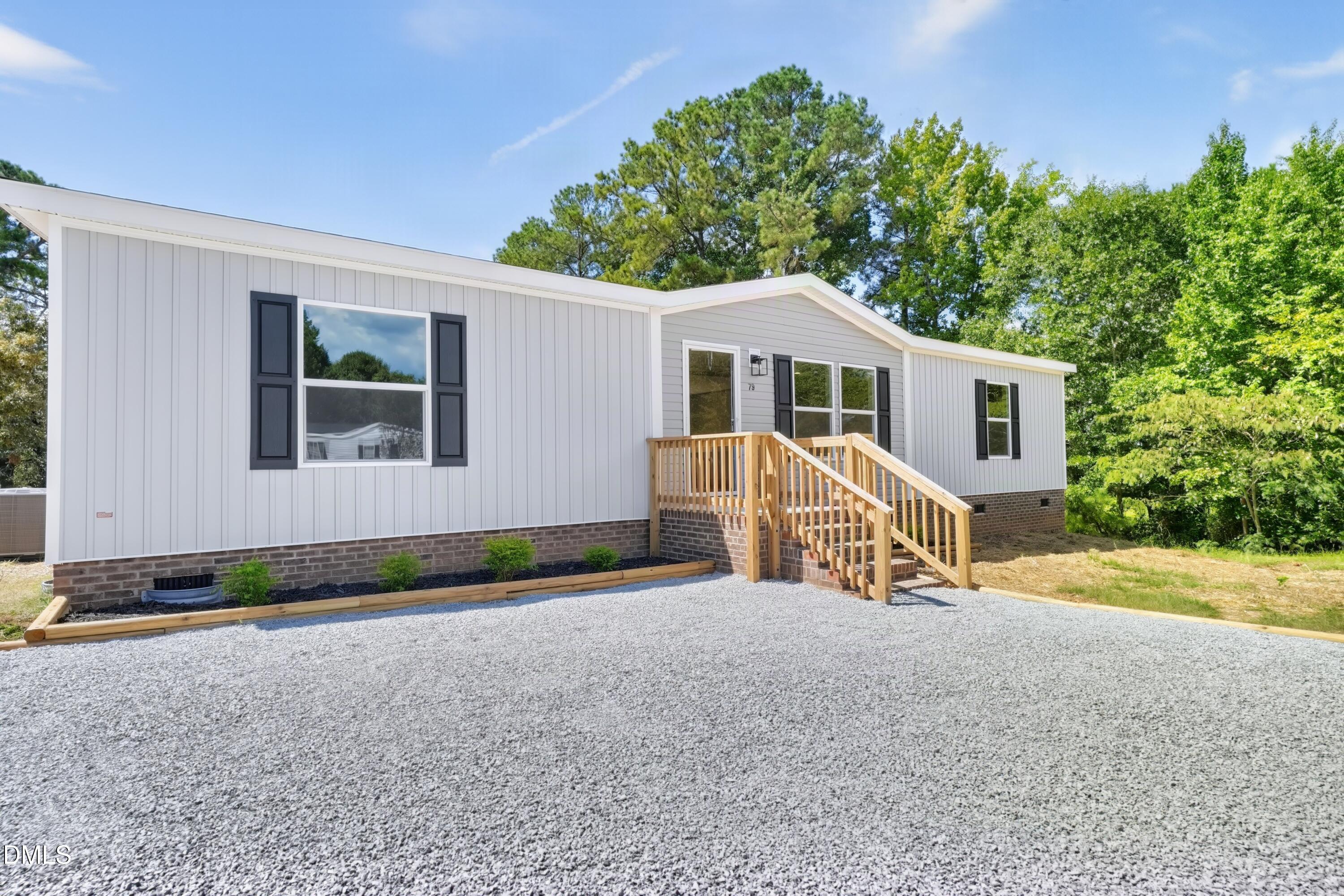 79 Maple Street Coats, NC 27521 - Photo 4 of 30 JLR09832