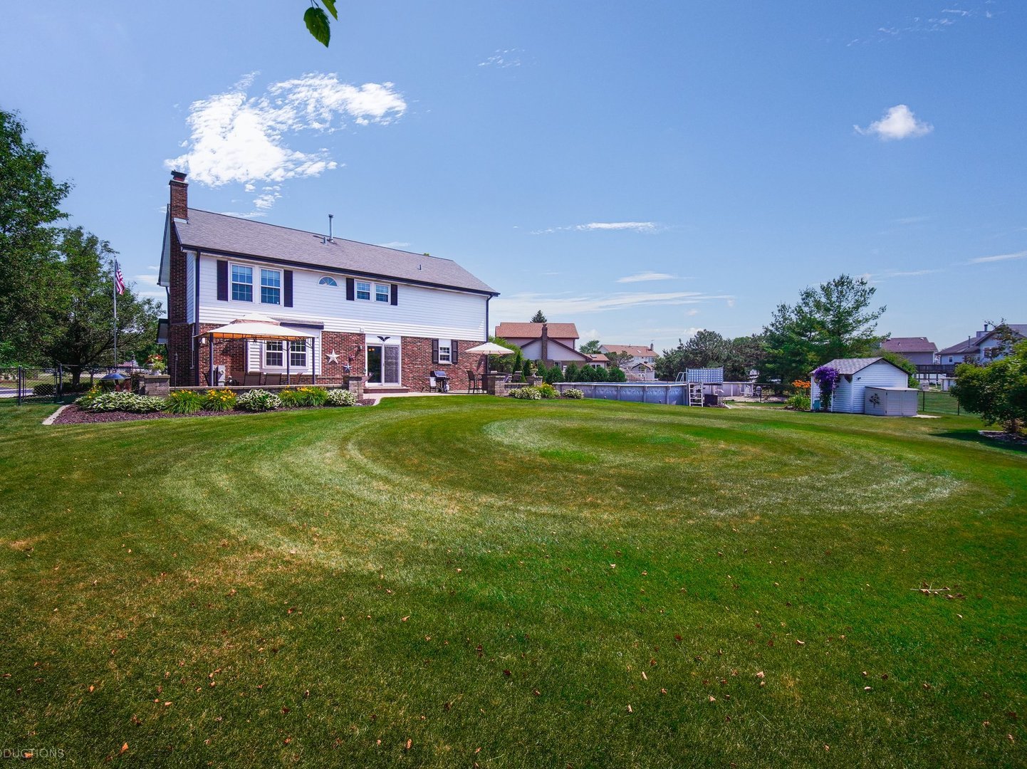 8153 Old Mill Road Frankfort, IL 60423 - Photo 5 of 44 Gallery Image 5