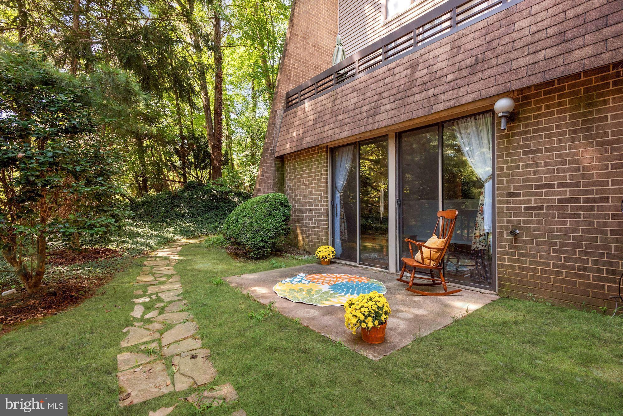 11605 Windbluff Court, Unit 8B Reston, VA 20191 - Photo 3 of 51 Gallery Image 3