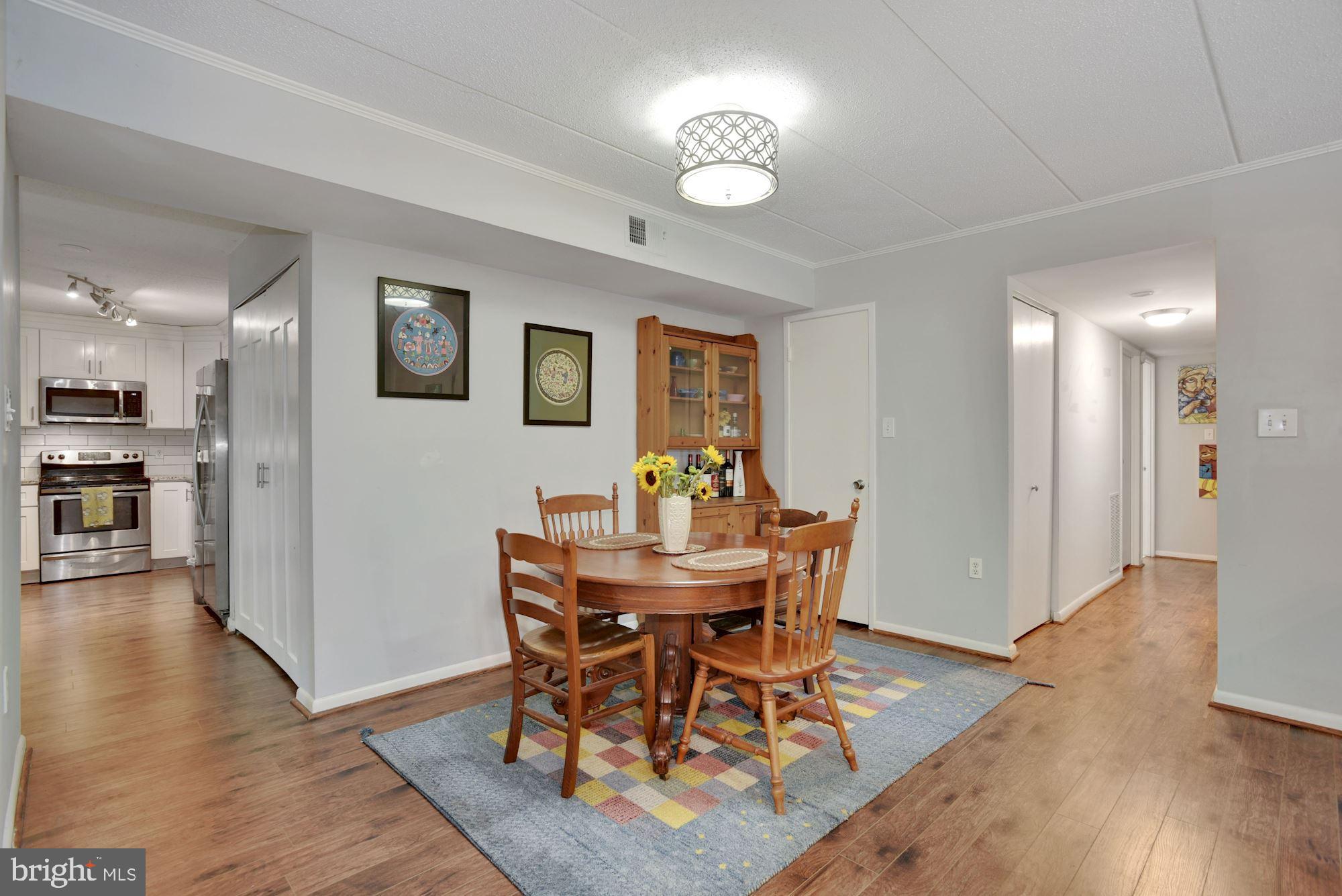 11605 Windbluff Court, Unit 8B Reston, VA 20191 - Photo 7 of 51 Gallery Image 7