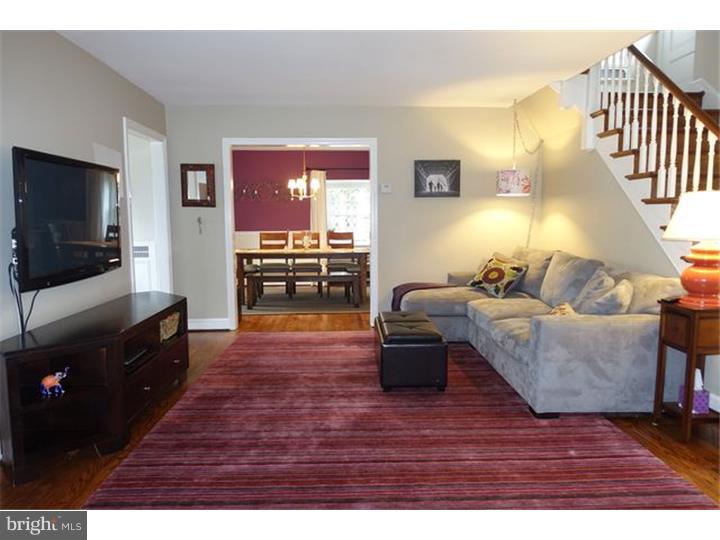 106 Madison Road Lansdowne, PA 19050 - Photo 5 of 23 Living Room