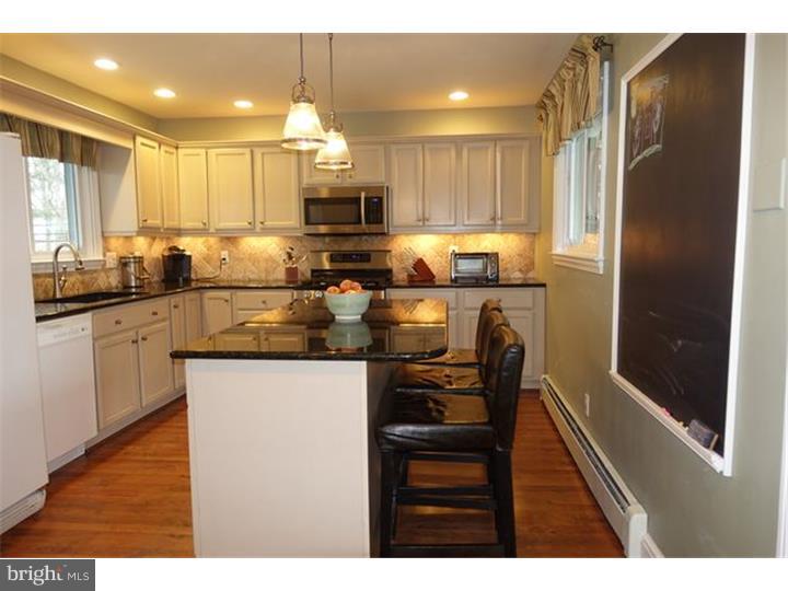 106 Madison Road Lansdowne, PA 19050 - Photo 10 of 23 Kitchen