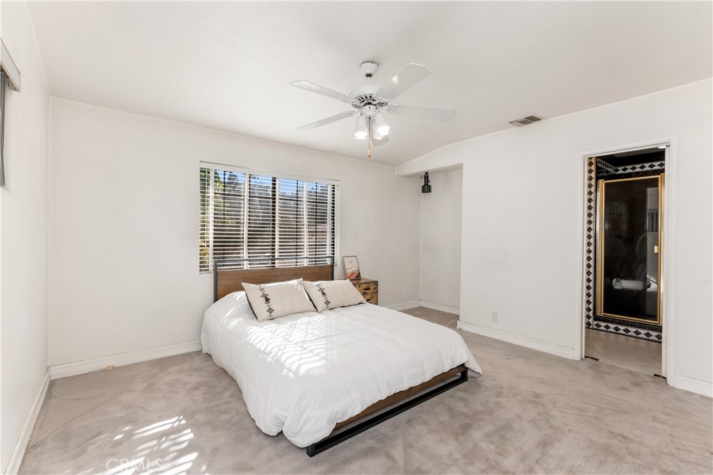 9348 Tujunga Canyon Boulevard Tujunga, CA 91042 - Photo 19 of 39