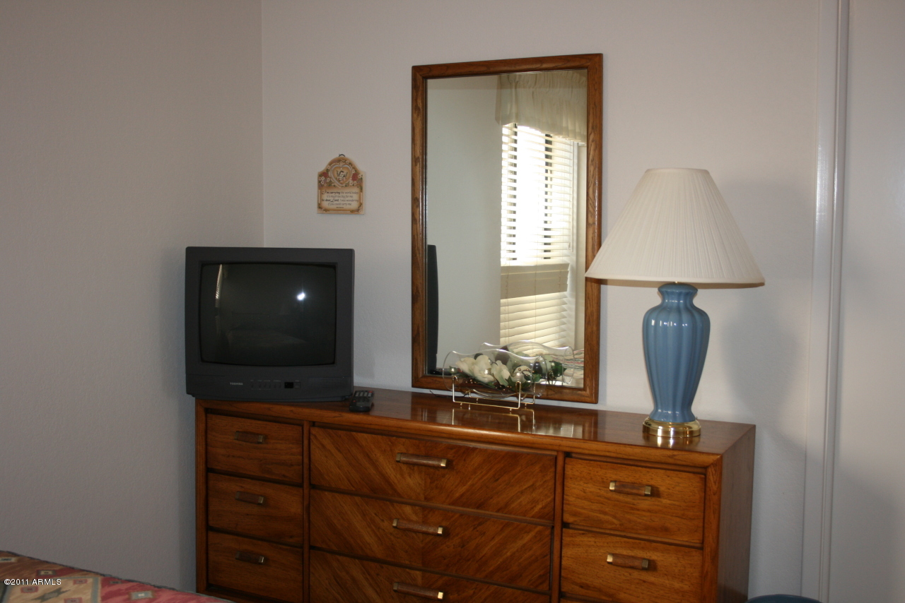 25458 North Danny Lane Rio Verde, AZ 85263 - Photo 12 of 16 Guest Bedroom