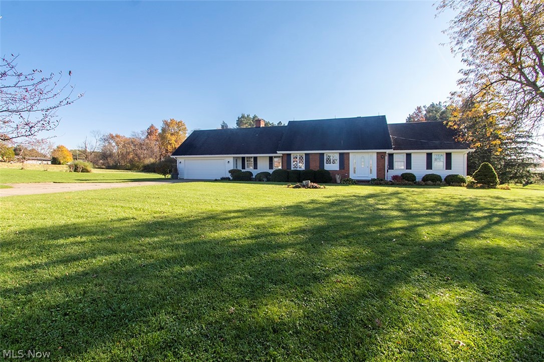 6582 Branch Road Medina, OH 44256 - Photo 2 of 29 Gallery Image 2