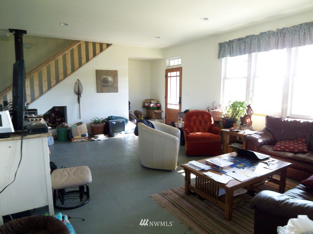 101 Ridings Road Oakville, WA 98568 - Photo 7 of 21 Gallery Image 7
