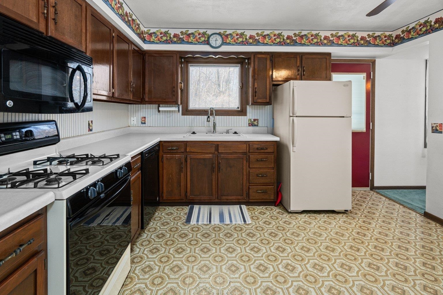 8412 10th Street West Rock Island, IL 61201 - Photo 21 of 37