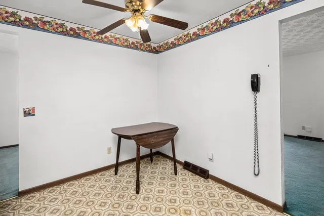 $275,000 | 8412 10th Street West, Rock Island, IL 61201