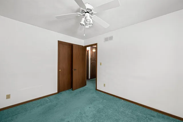 $275,000 | 8412 10th Street West, Rock Island, IL 61201